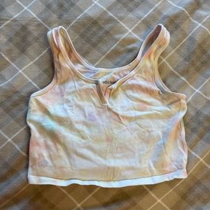 Tie die tank